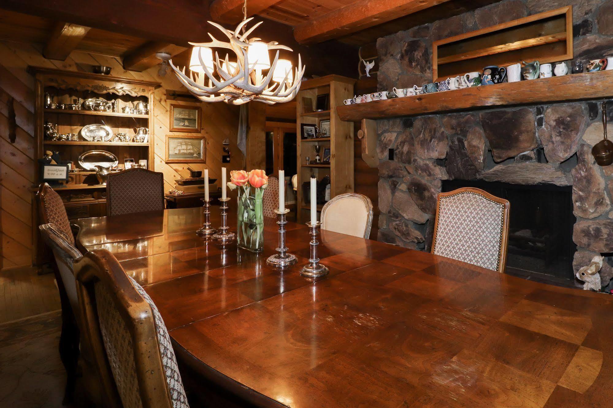 The Inn At Fawnskin Экстерьер фото
