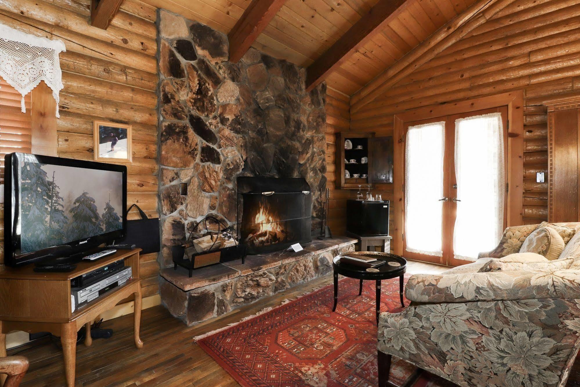 The Inn At Fawnskin Экстерьер фото