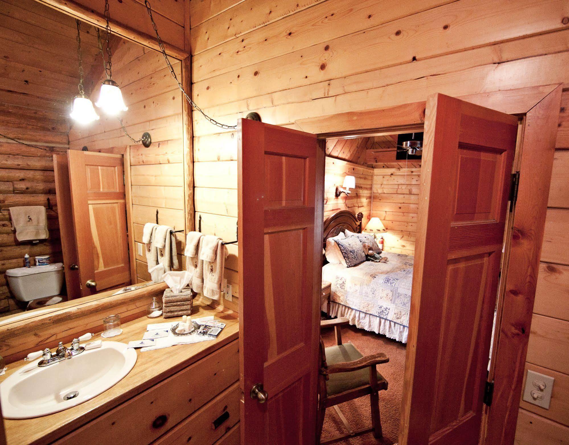 The Inn At Fawnskin Экстерьер фото