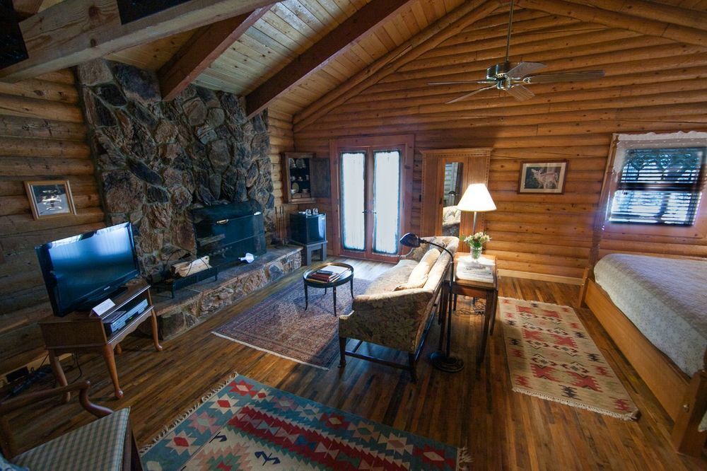 The Inn At Fawnskin Экстерьер фото